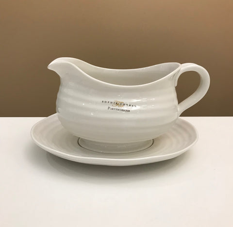 SC 008 Gravy Boat and Saucer